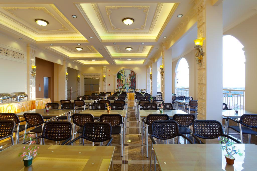 Hotel Grand Town Macáçar Exterior foto